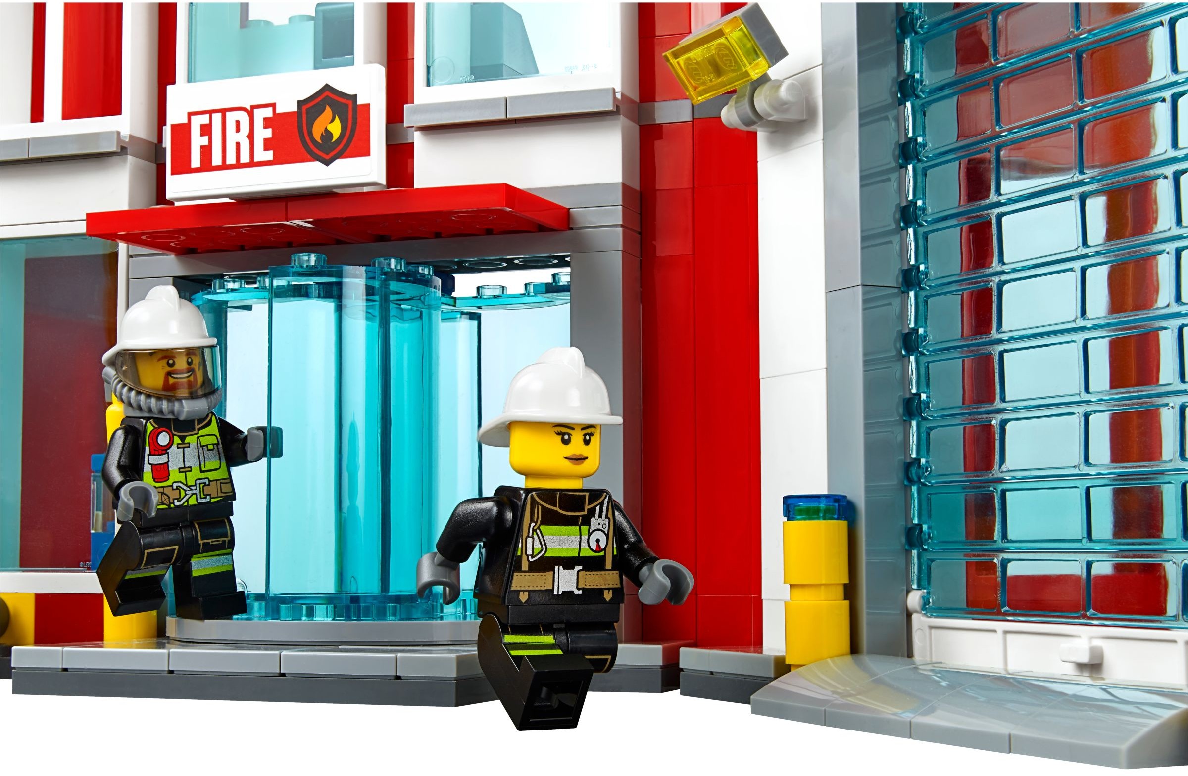 LEGO City 60110 pas cher La caserne des pompiers