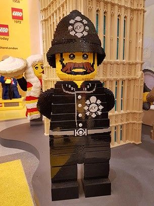 Le plus grand LEGO Store du monde vient d'ouvrir ses portes à Londres