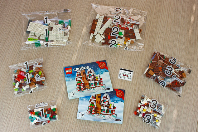 Les sachets et notices du LEGO Creator 40337