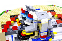 Nouveau LEGO Creator 10257 Le Manège : La colonne centrale