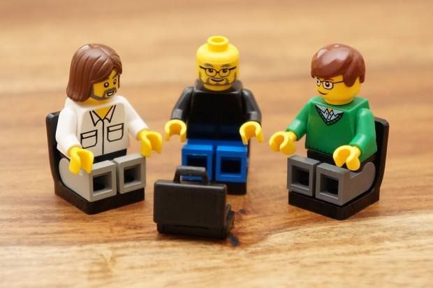 Personnages célèbres de l'histoire de l'informatique en minifigurine LEGO