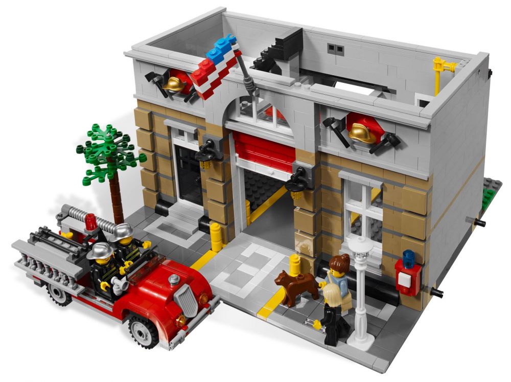 LEGO Creator 10197 pas cher, La brigade de pompiers