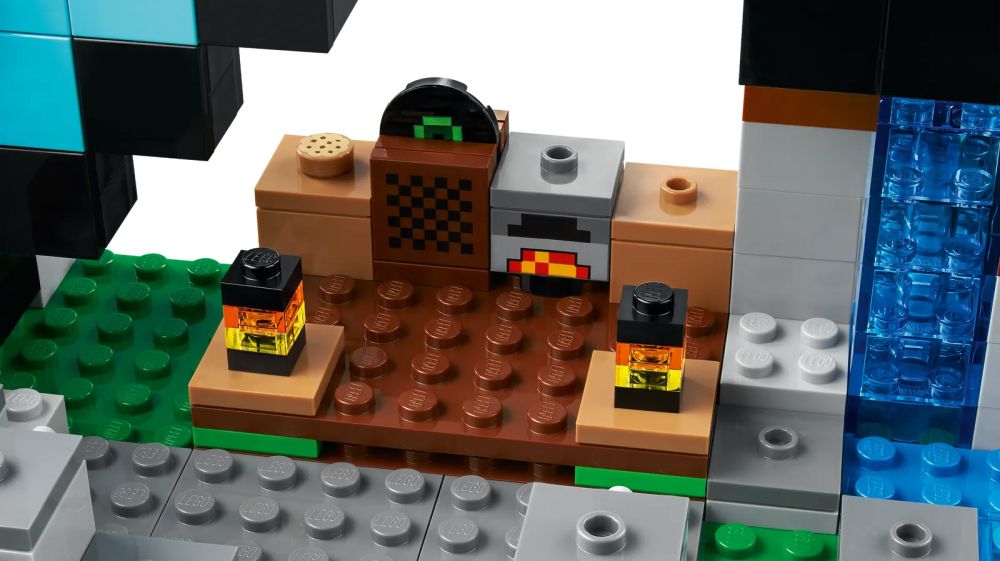 LEGO Minecraft 21244 pas cher, L'avant-poste de l'épée