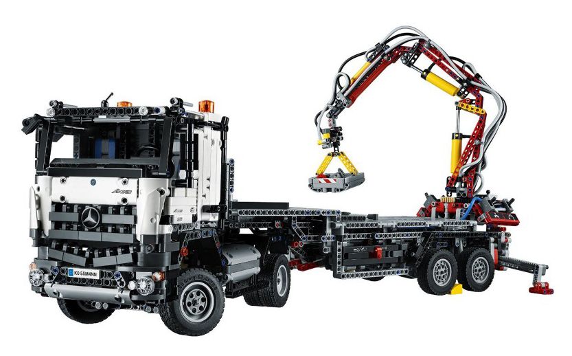 LEGO Technic 42043 pas cher, Mercedes-Benz Arocs 3245
