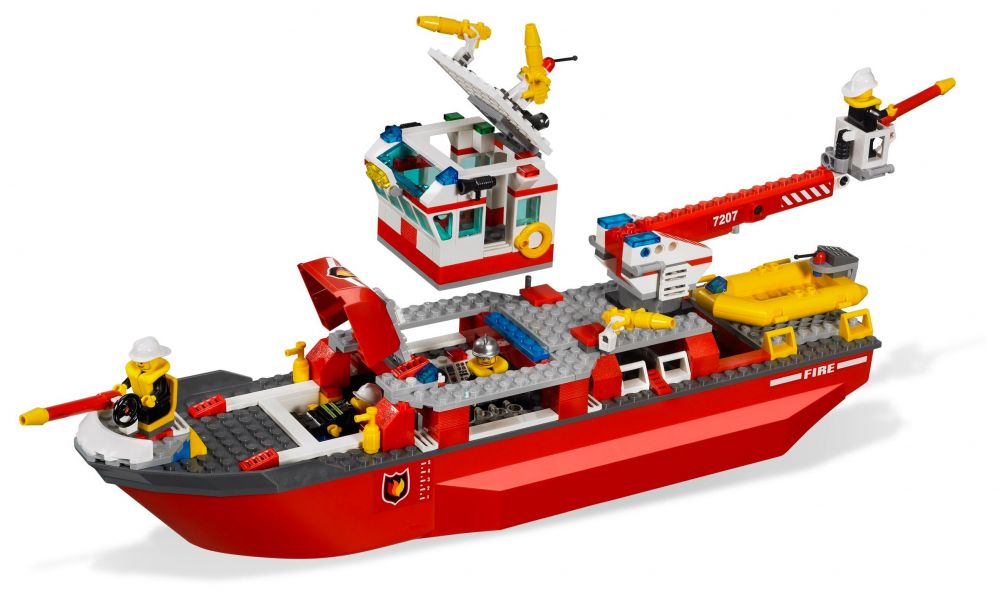 bateau de pompier lego