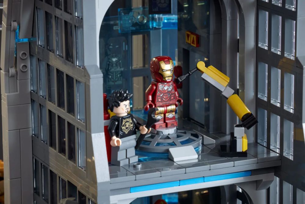 LEGO Marvel 76269 pas cher, La tour des Avengers