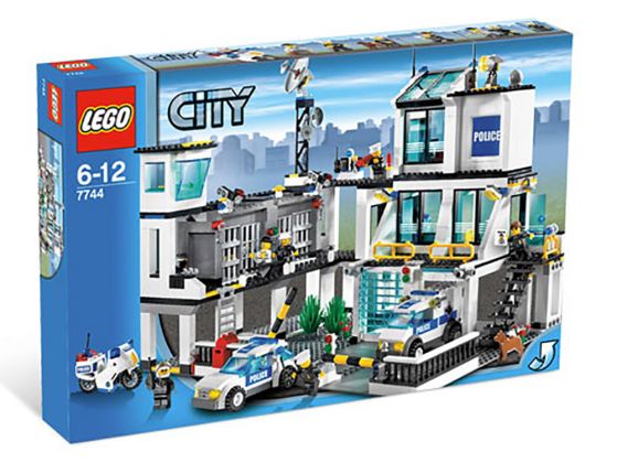 LEGO City 7744 Le poste de police