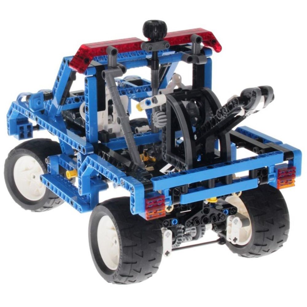 LEGO Technic 8435 pas cher Le 4x4