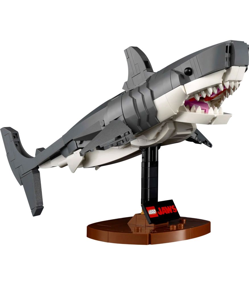 Nouveau LEGO Ideas 21350 Les Dents de la Mer Aout 2024